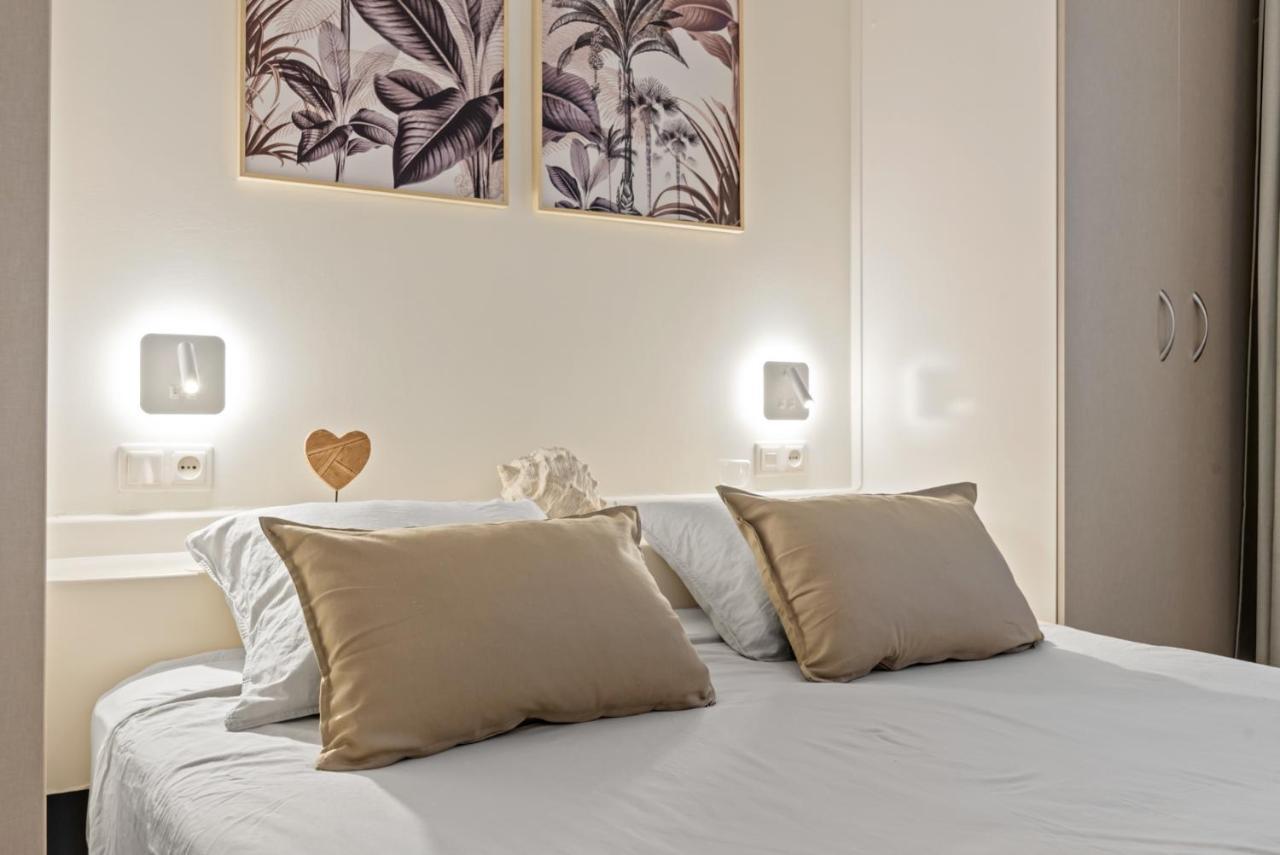 Frontline Beach Apartment Miraflores Sitio de Calahonda Extérieur photo