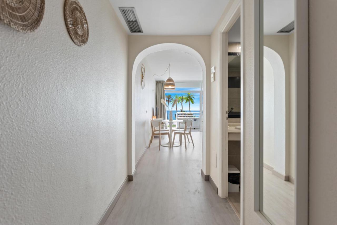 Frontline Beach Apartment Miraflores Sitio de Calahonda Extérieur photo