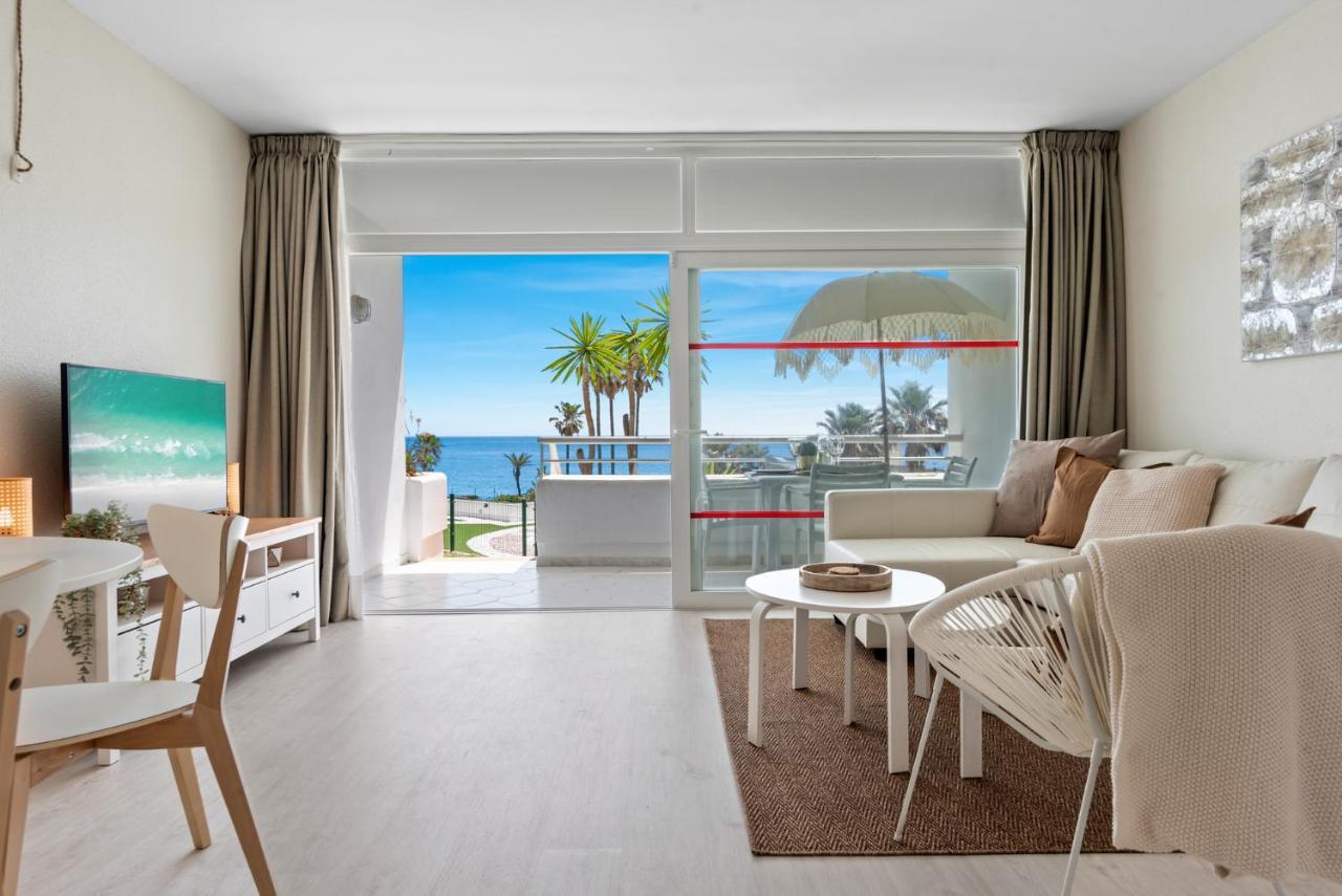 Frontline Beach Apartment Miraflores Sitio de Calahonda Extérieur photo