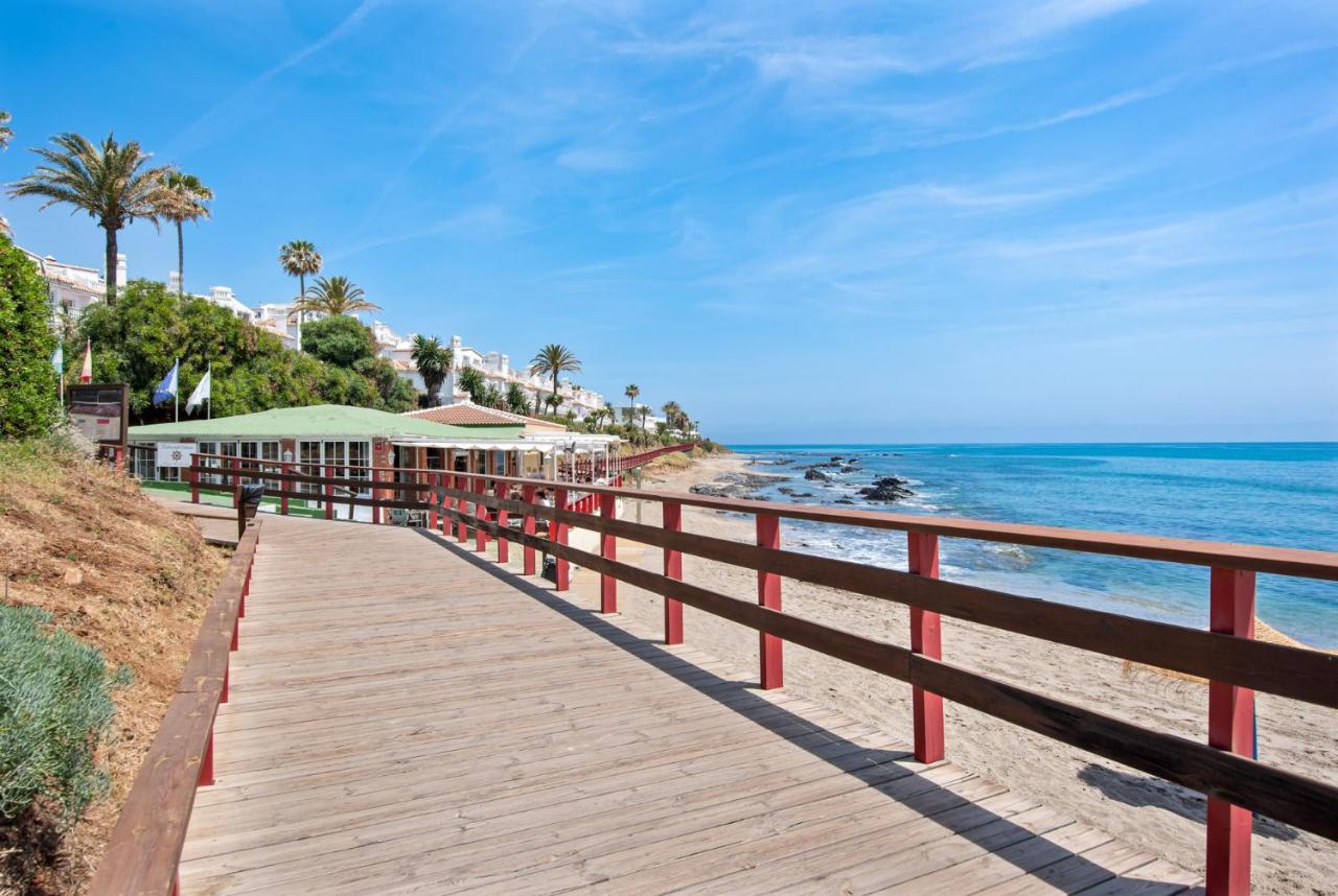 Frontline Beach Apartment Miraflores Sitio de Calahonda Extérieur photo